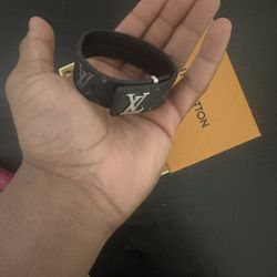LV Braclet