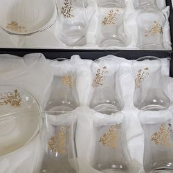 12 Pieces  Tea Sit 