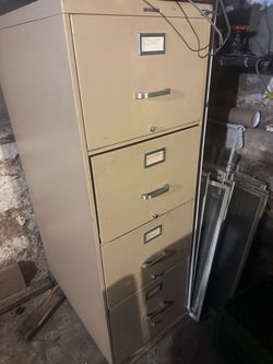 4-Drawer Metal Filing Cabinet