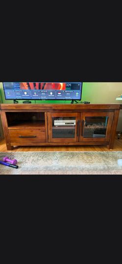 Entertainment center