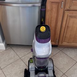 Bissell Pet ProHeat Carpet Cleaner