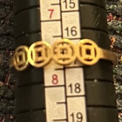 Fun Gold Tone Ring Size 7.5 Asian Design Box Circle