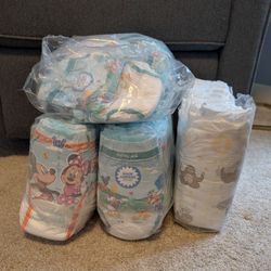 Free Diapers - PENDING PICKUP 