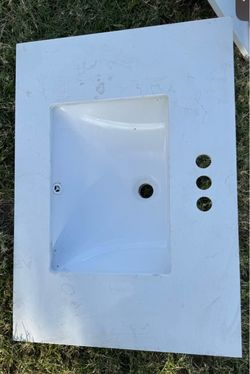 Vanity Sink Top 31x22 new