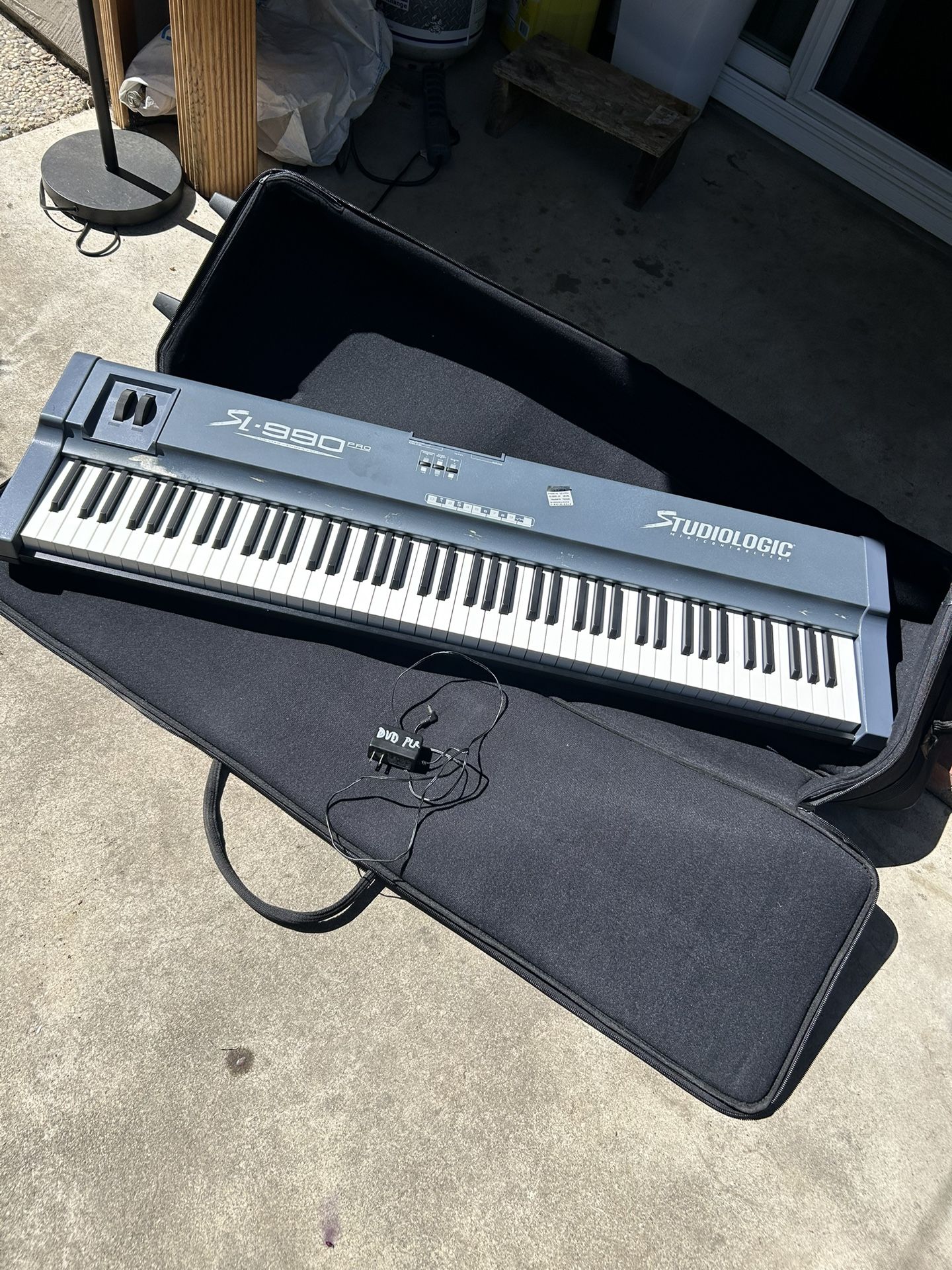 Images Fatar / Studiologic SL-880 Pro 88-Key MIDI Keyboard from Fatar / Studiologic