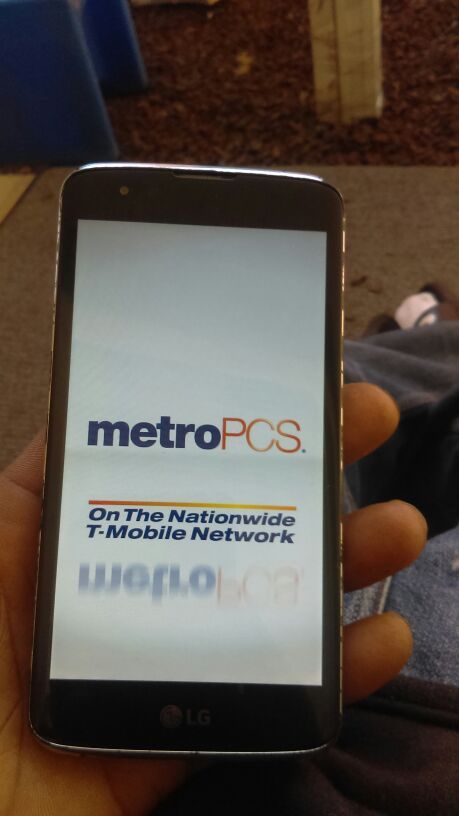 Metro pcs LG phone