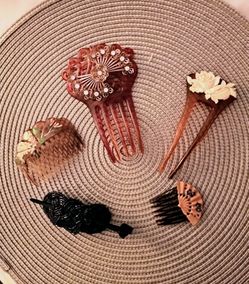 Hair combs