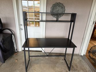 Computer/ Gaming Desk