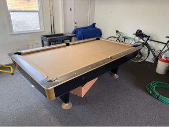 Free pool table