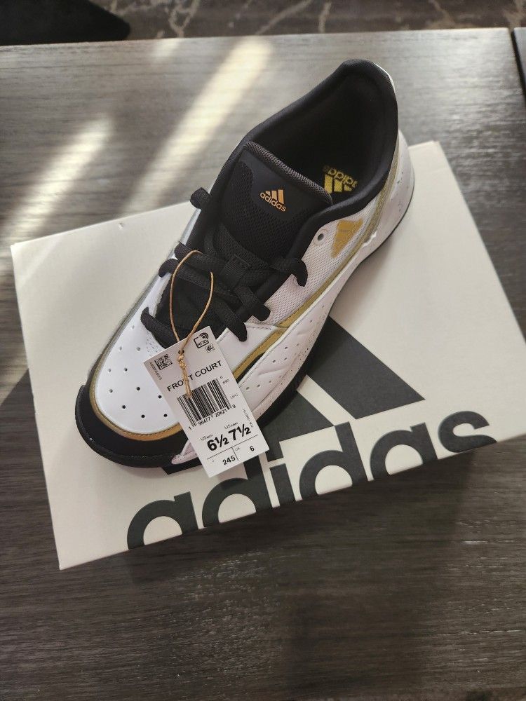 adidas Unisex-Adult Front Court Sneaker Size 6.5 MEN'S  7.5 WOMEN'S 