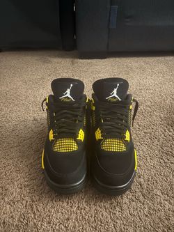 Jordan retro 4 yellow thunder
