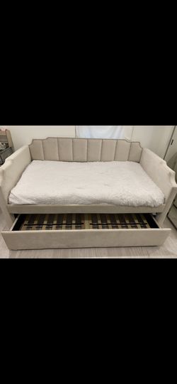 Tufted Daybed With Trundle (mattresses Included) 