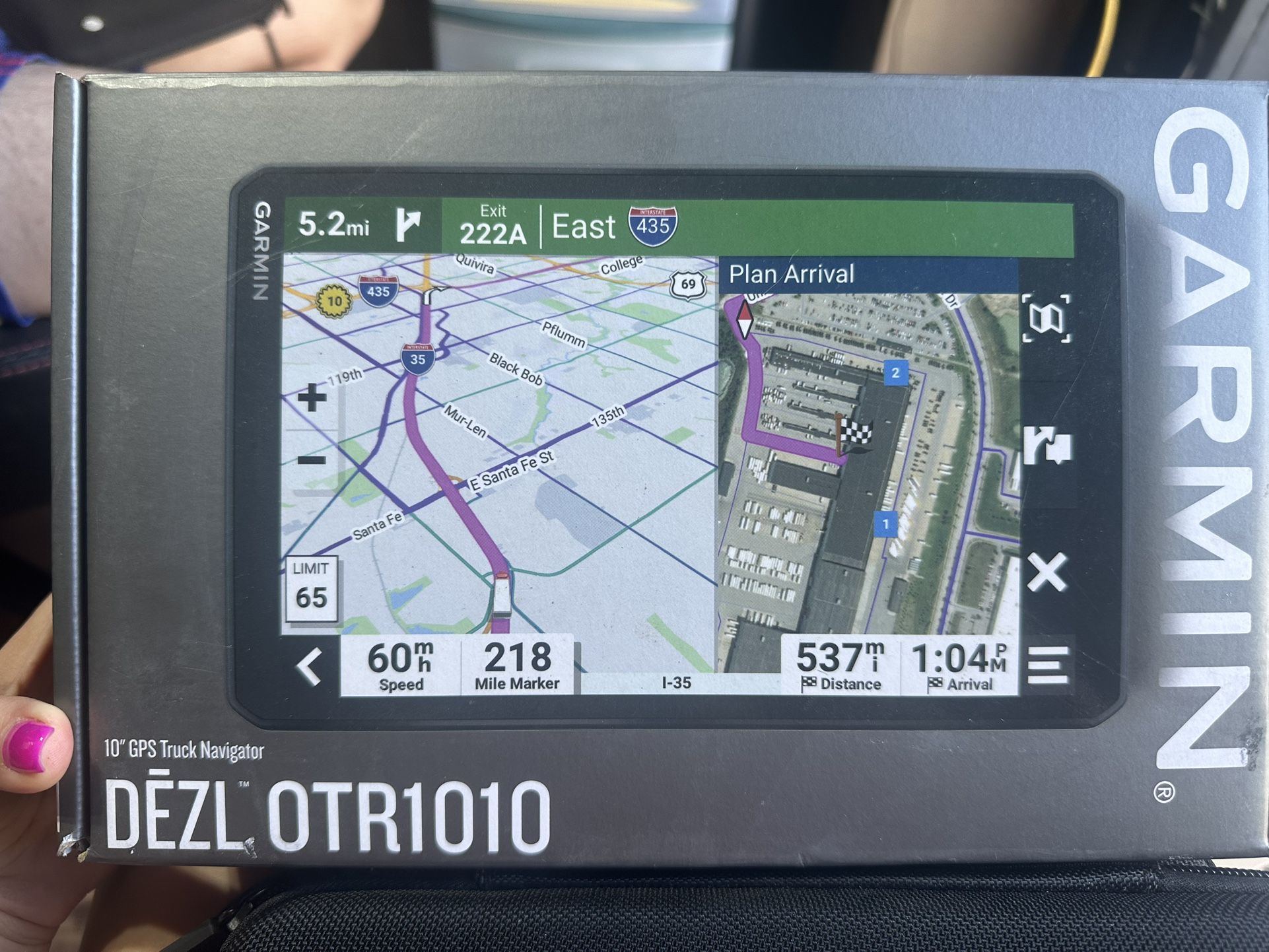 Garmin 10 “ GPS Truck Navigator
