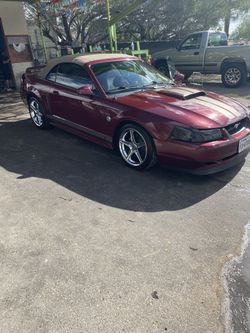 2004 Ford Mustang