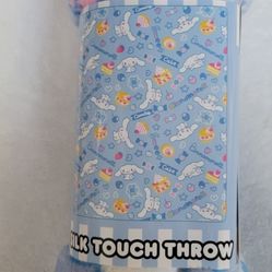Sanrio Cinnamoroll throw blanket