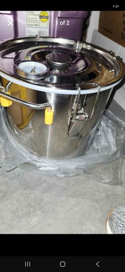 NEW Stainless Steel Stovetop Pressure Cooker – Locking Lid & Pressure Gauge
