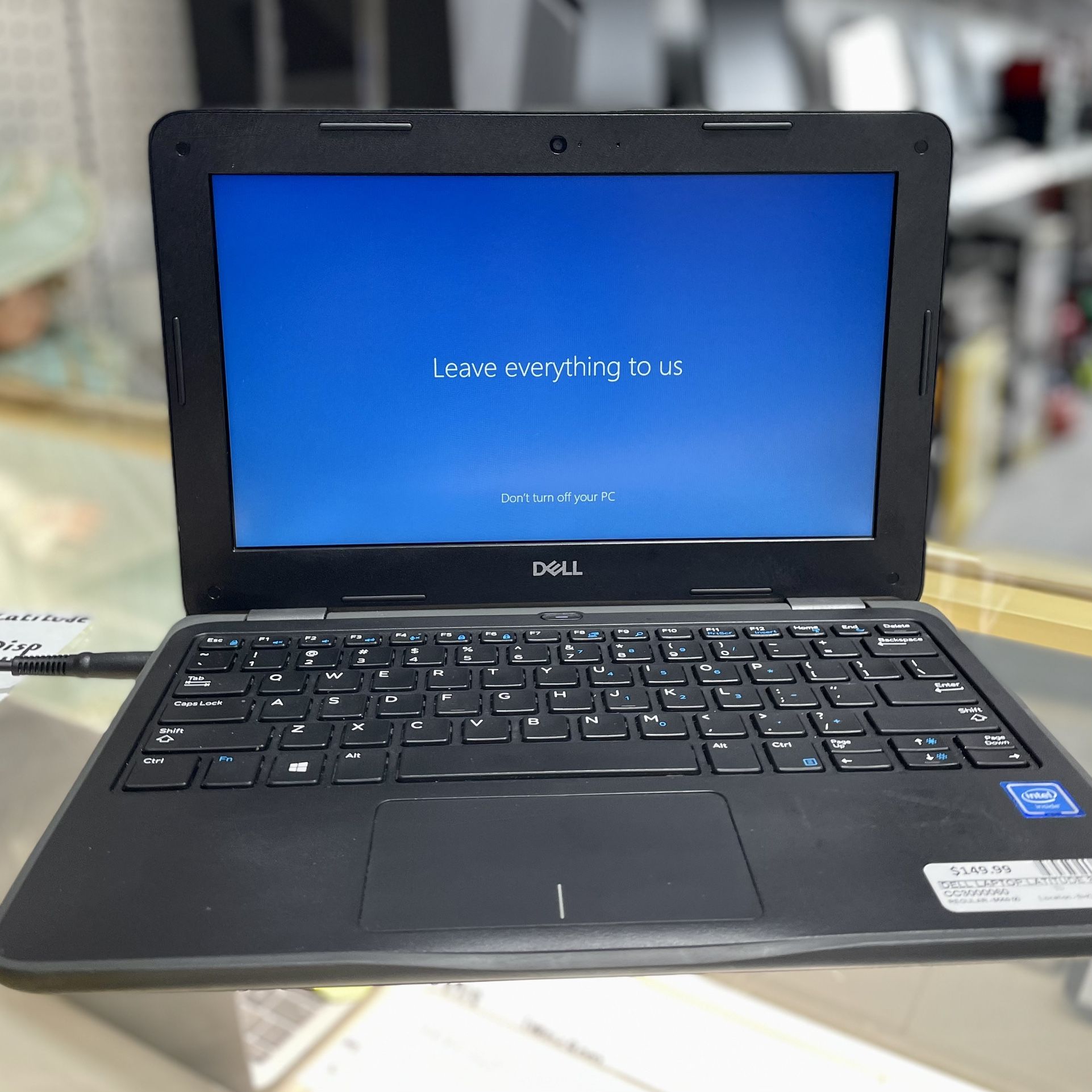 DELL Inspiron 3190 11.6” Display Intel Pentium 4 GB RAM 64GB eMMc