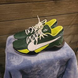 Nike Greek Freeks Custom 24 Rare