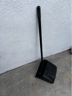 Used folding dustpan