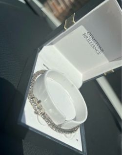 Women’s bracelet