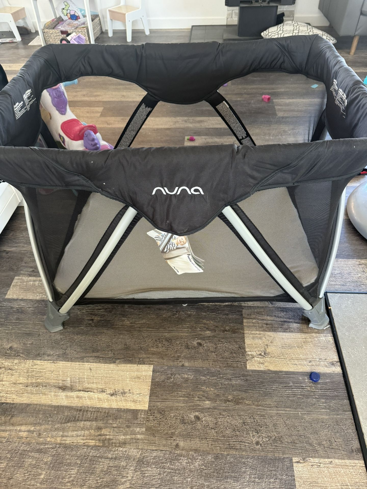 Nuna Baby Crib Pen