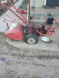 Troy Bolt Horse Rototiller 