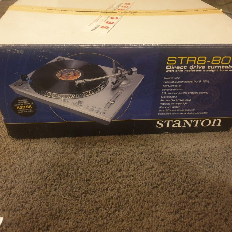 Stanton STR8-80 Direct Drive Turntable
