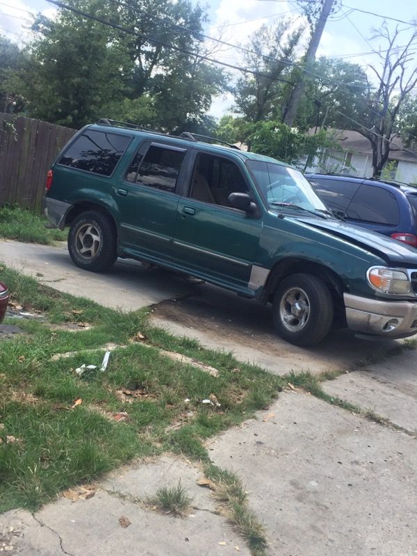 Ford Exporier