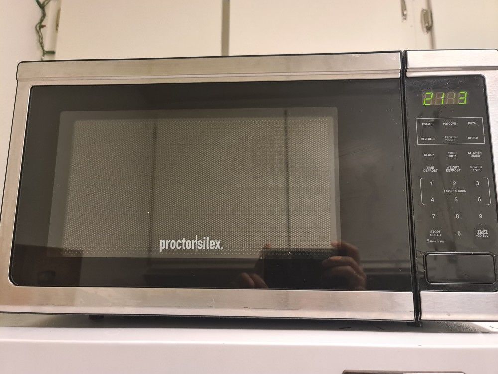Proctor Silex Microwave Oven, 1.1 cu.  ft., 1000 W, stainless steel