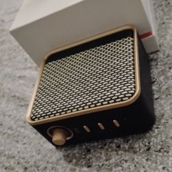  Onn. speaker Bluetooth