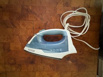 Black+Decker Steam Iron