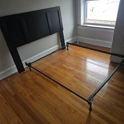 Queen Size Bed With Bedboard, Box Matress, Spring Matress 