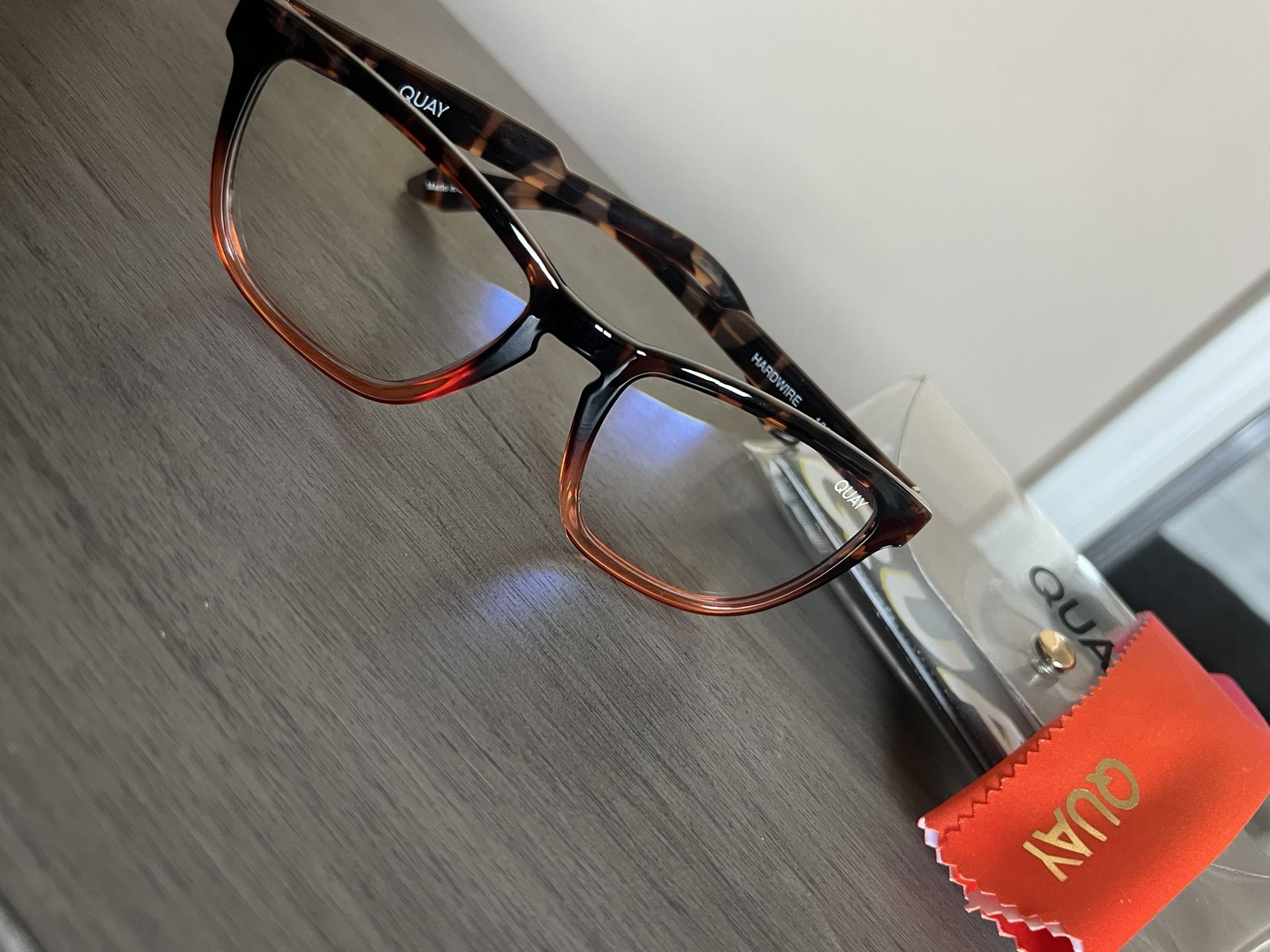 Quay - Hardwire Blue light Glasses