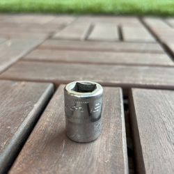 Snap On  Socket 12 mm.  3/8 Drive