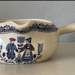 Vintage Johnson Brothers Hearts and Flowers gravy or sauce boat 