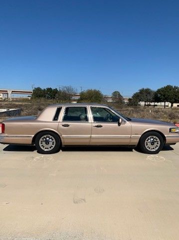 1996 Lincoln Town Car