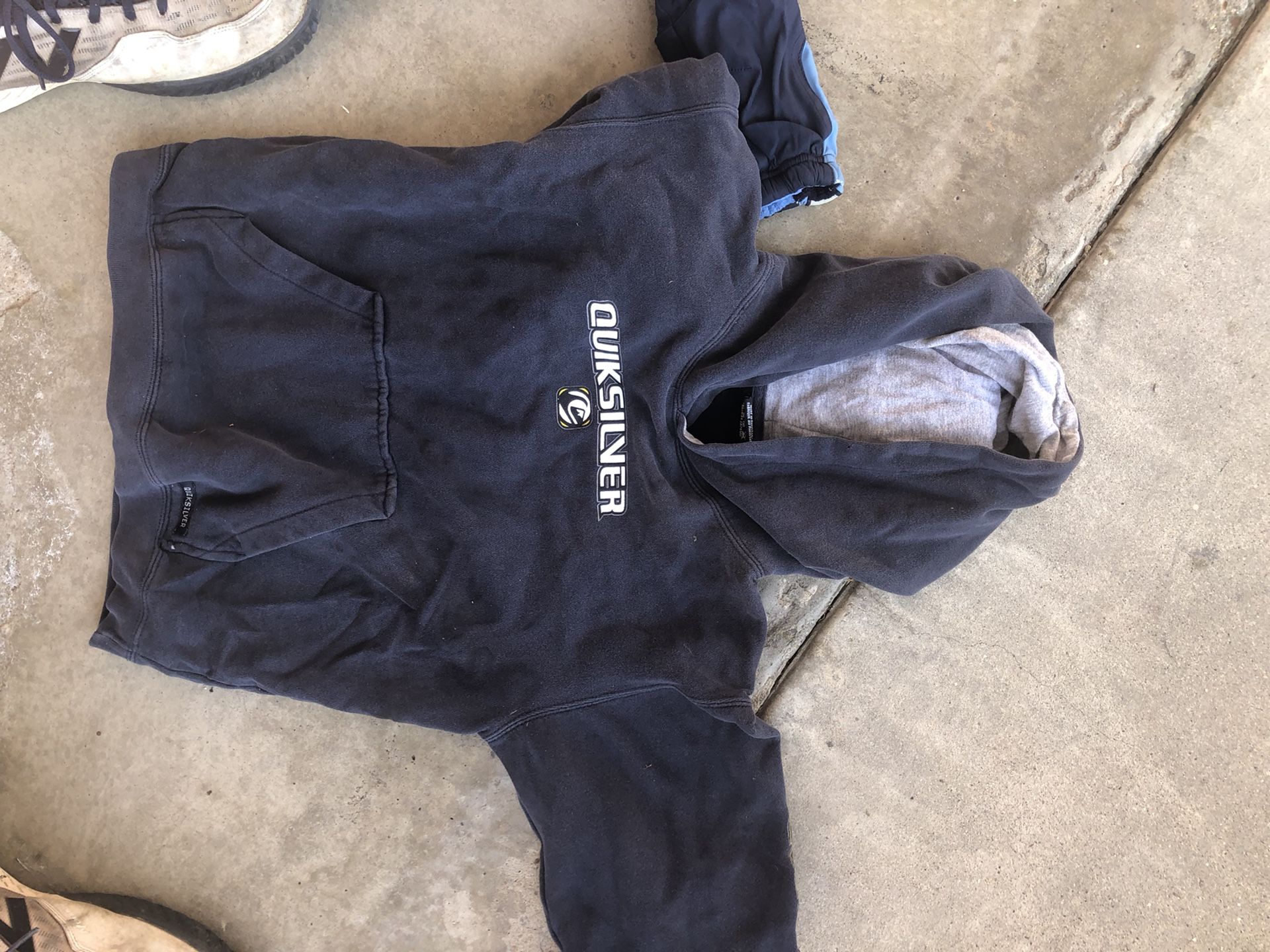 Youth Kids Sweater 15$