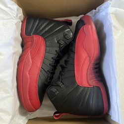 Jordan 12 Flu Game Size 5Y