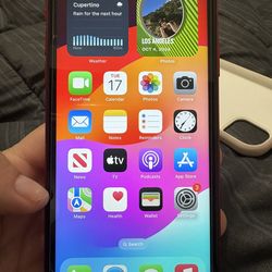iPhone XR Unlocked