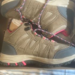 Bear Paw Hiking Boots 