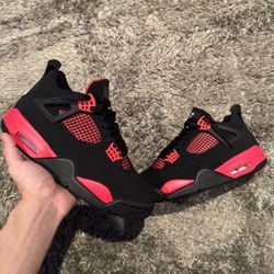 Air Jordan 4 Red Thunder 