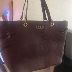 Guess Tote 