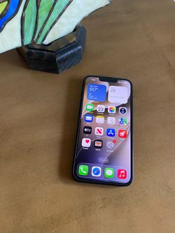 iPhone 13 ( Unlocked) 128gb black color