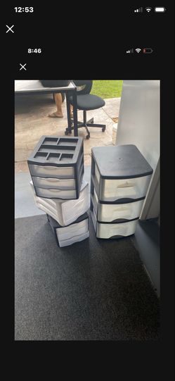 (4) storage bins