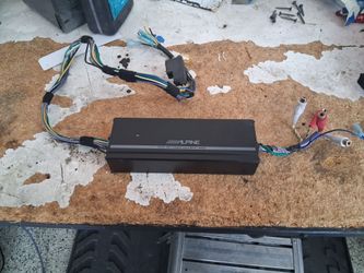 Amplifier 4 channel alpine