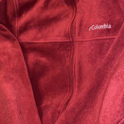 Large Burgundy Columbia Zip Jacket 