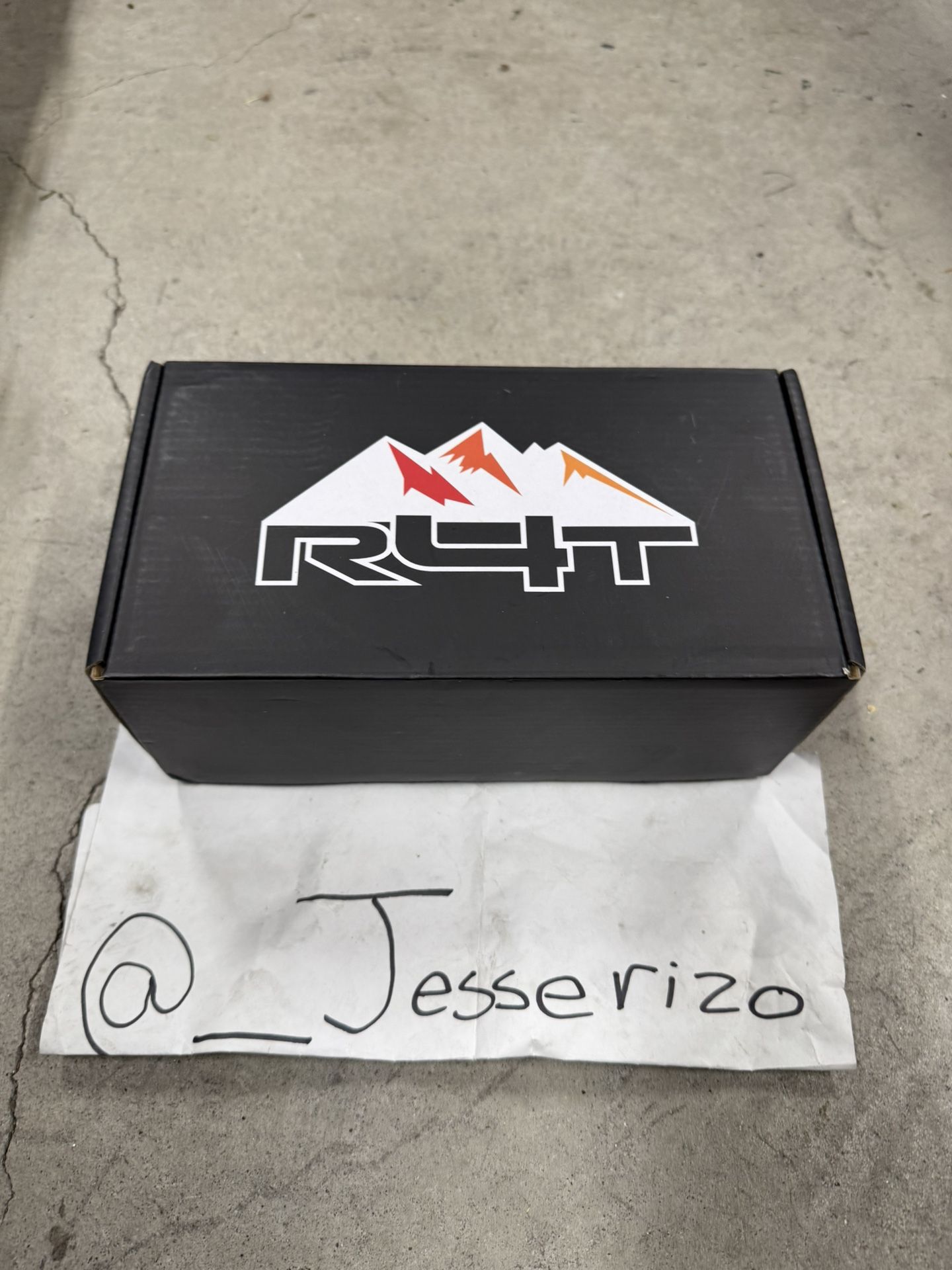 2016-2023 Toyota Tacoma R4T Tailgate Auto lock