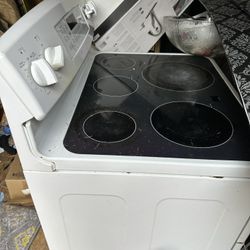 GE Electric Stove 