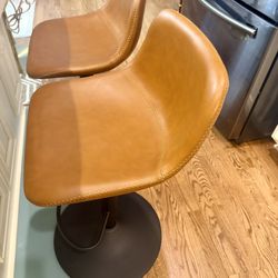Brand New Bar Stools Set of 2, Modern Adjustable Swivel Counter Height Barstools with Back, PU Leather Bar Chairs for Kitchen Island, Brown