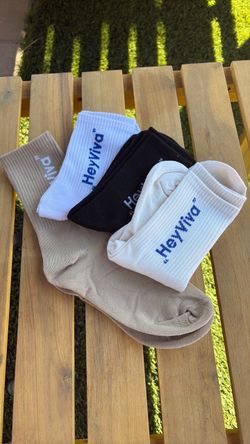 HeyViva Crew Socks 4-Pack